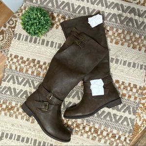 BRAND NEW Women’s Dress Boots WIDE!